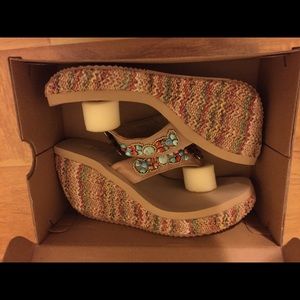 Super cute wedges sandals. NWOT